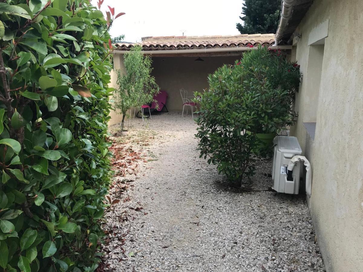 Lou Mas Li Pitchoun "Le Prunier " Apartment Gordes Exterior photo